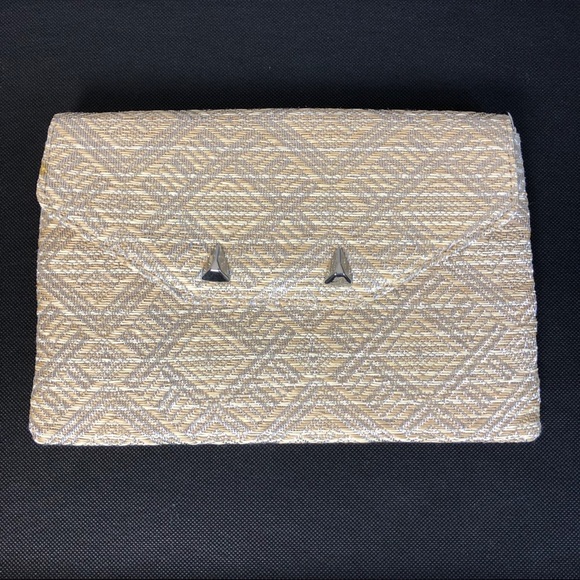 Stella & Dot ALWAYS BY YOUR SIDE Clutch NWOT - Picture 1 of 4